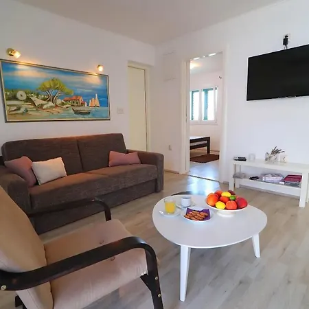 Lavanda Korcula - Five Bedroom With Pool And Sea View
