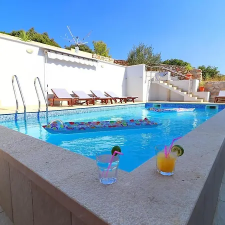 Lavanda Korcula - Five Bedroom With Pool And Sea View דירה