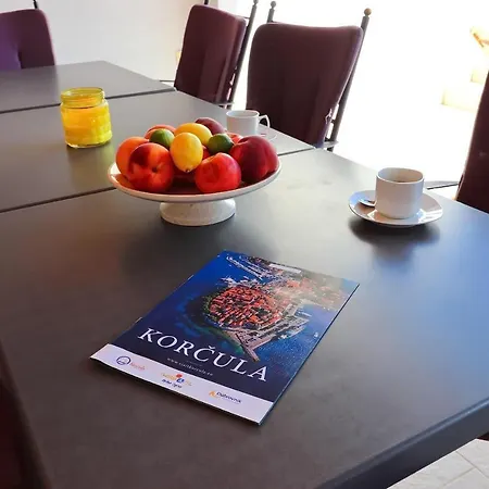 דירה Lavanda Korcula - Five Bedroom With Pool And Sea View ברנה