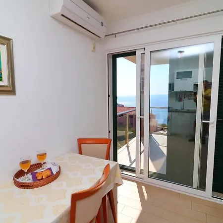Lavanda Korcula - Five Bedroom With Pool And Sea View דירה *